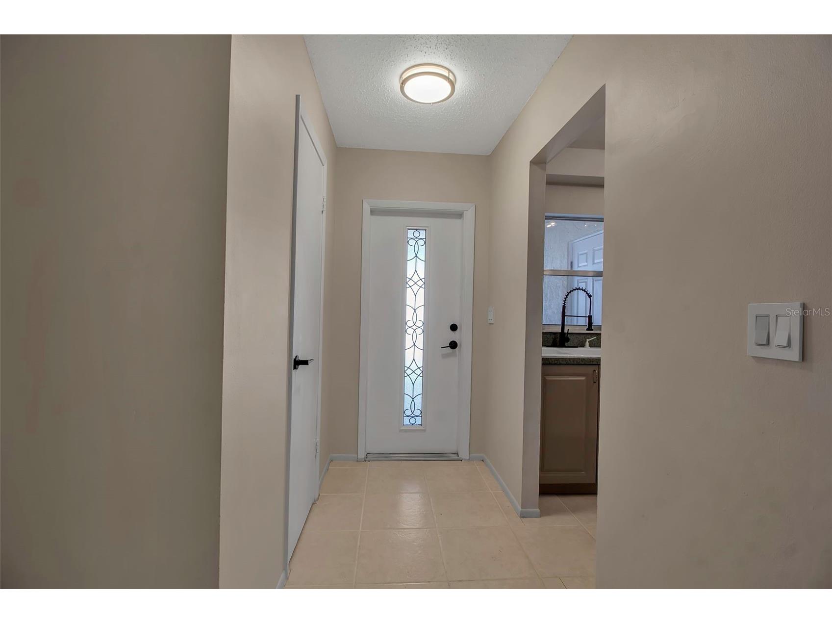 3212 Ramblewood Drive N #3212 Sarasota FL 34237 A4676758 image4