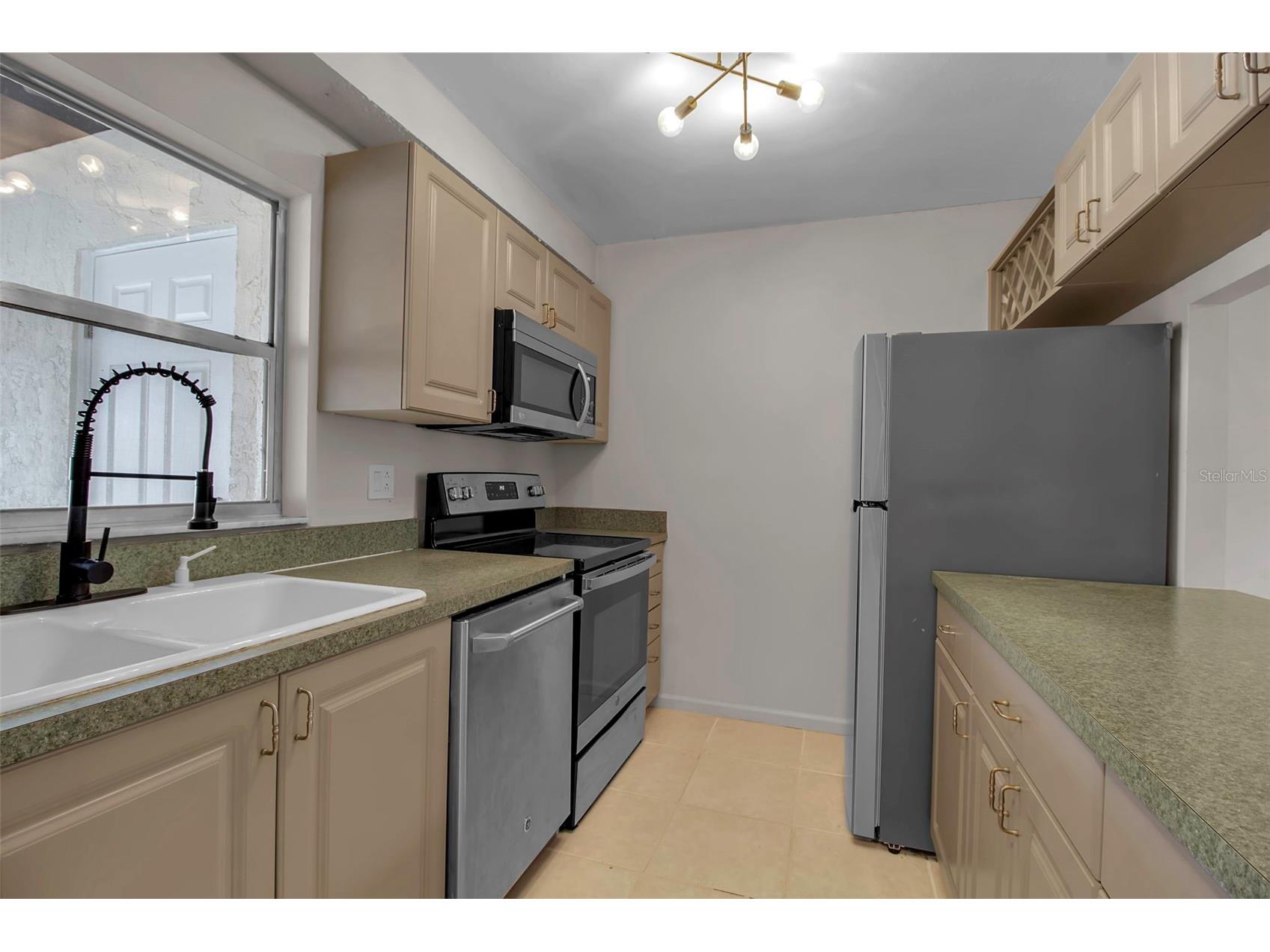 3212 Ramblewood Drive N #3212 Sarasota FL 34237 A4676758 image6