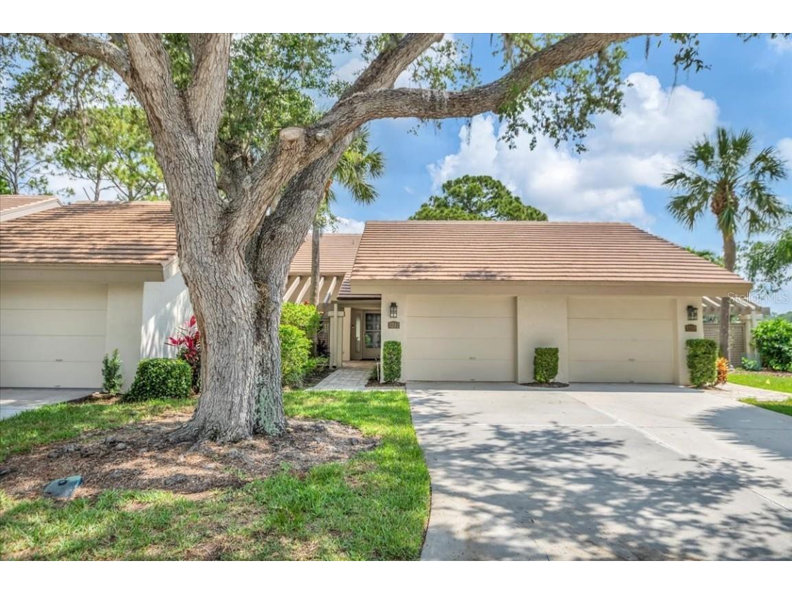 3212 Sandleheath #65 Sarasota FL 34235 N6133157 image1