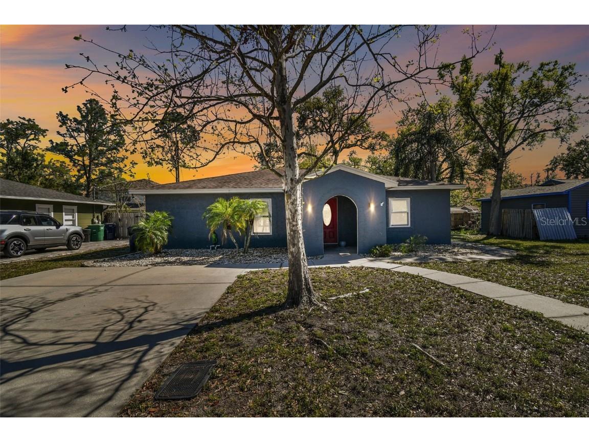 3212 W Hartnett Avenue Tampa FL 33611 TB8361163 image1