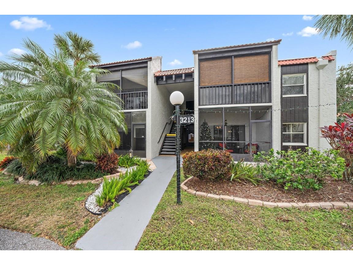 3213 Beneva Road #201 Sarasota FL 34232 A4633010 image1