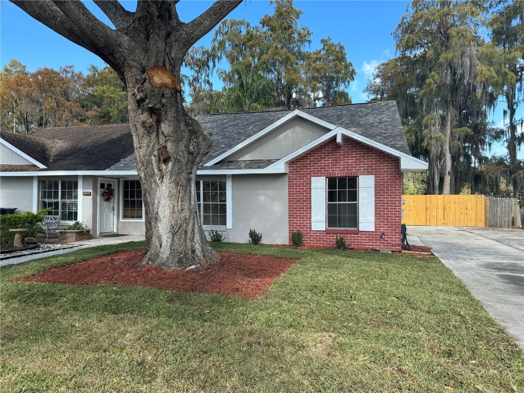 3213 Laurel Dale Drive Tampa FL 33618 T3488168 image1