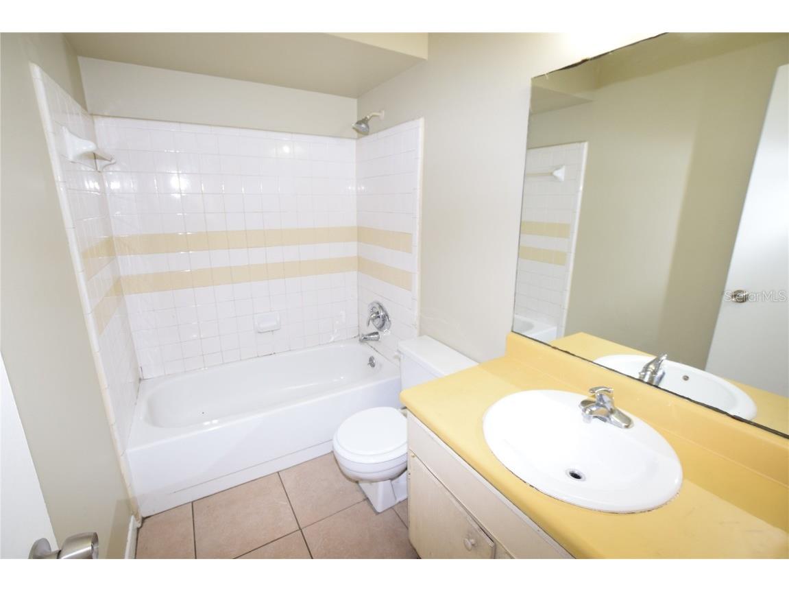 3213 Split Willow Drive Orlando FL 32808 O6337993 image12