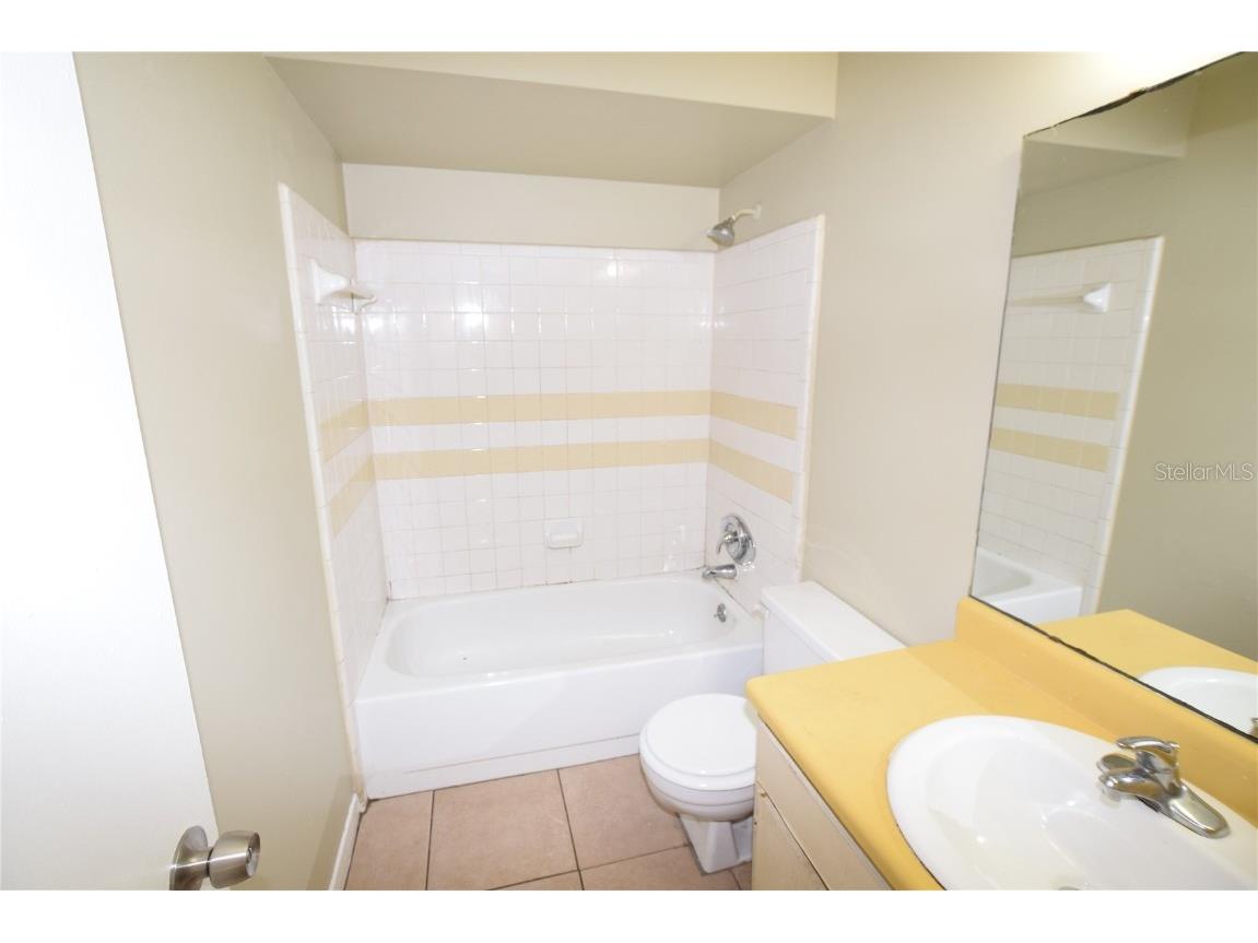 3213 Split Willow Drive Orlando FL 32808 O6337993 image13