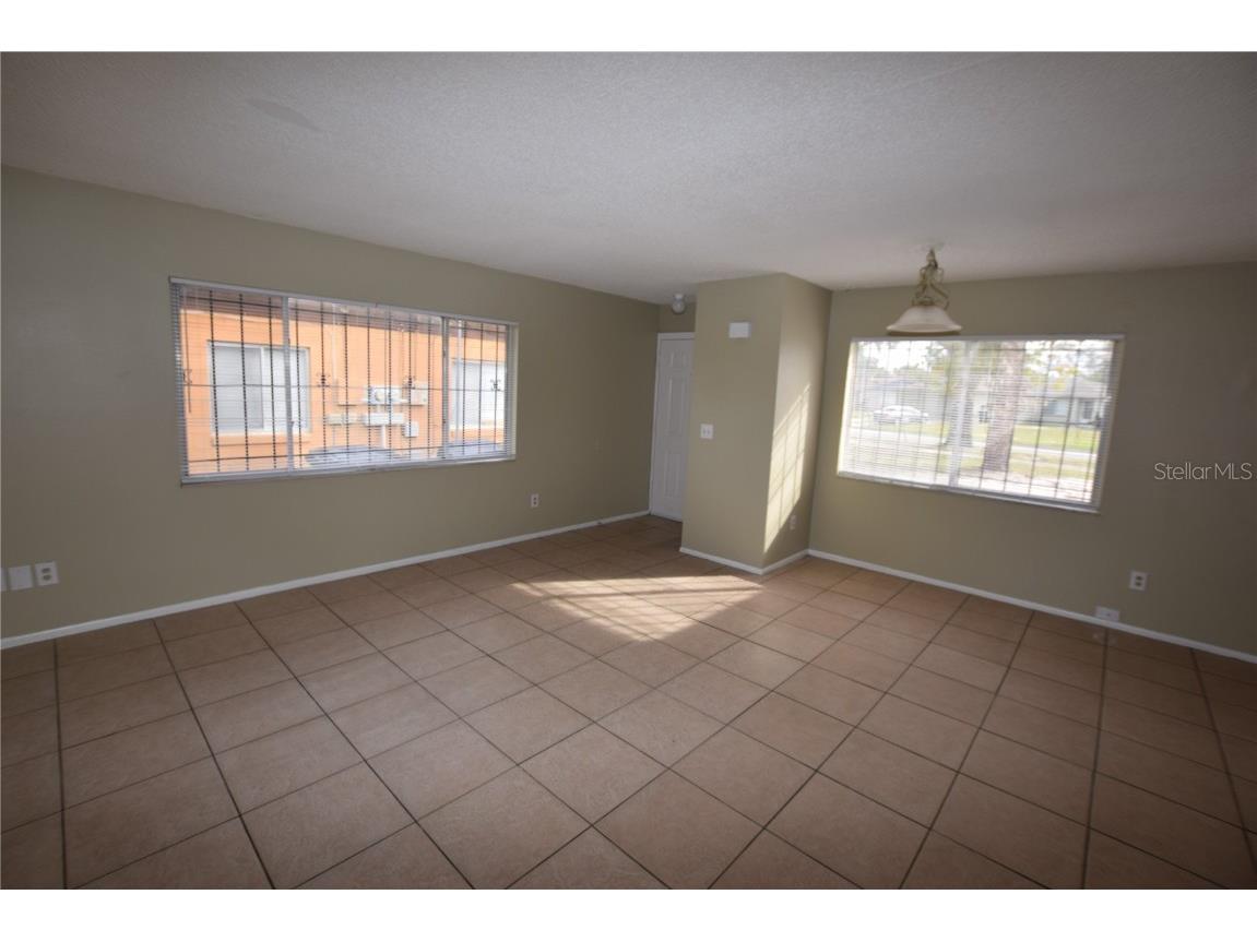 3213 Split Willow Drive Orlando FL 32808 O6337993 image7