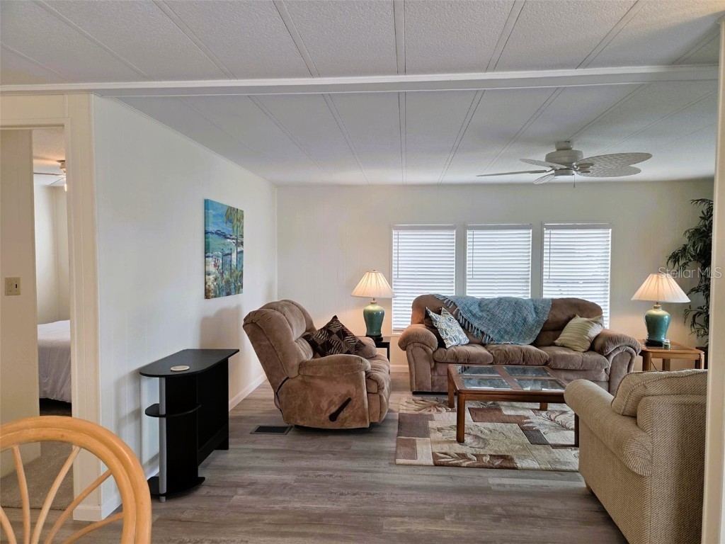 3213 Sycamore Terrace Sarasota FL 34237 A4674361 image13