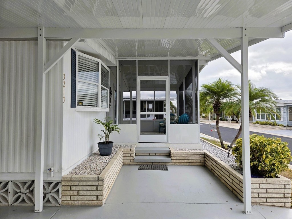 3213 Sycamore Terrace Sarasota FL 34237 A4674361 image5