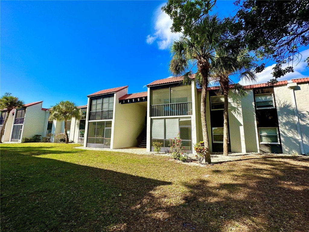3215 Beneva Road #204 Sarasota FL 34232 A4562298 image1