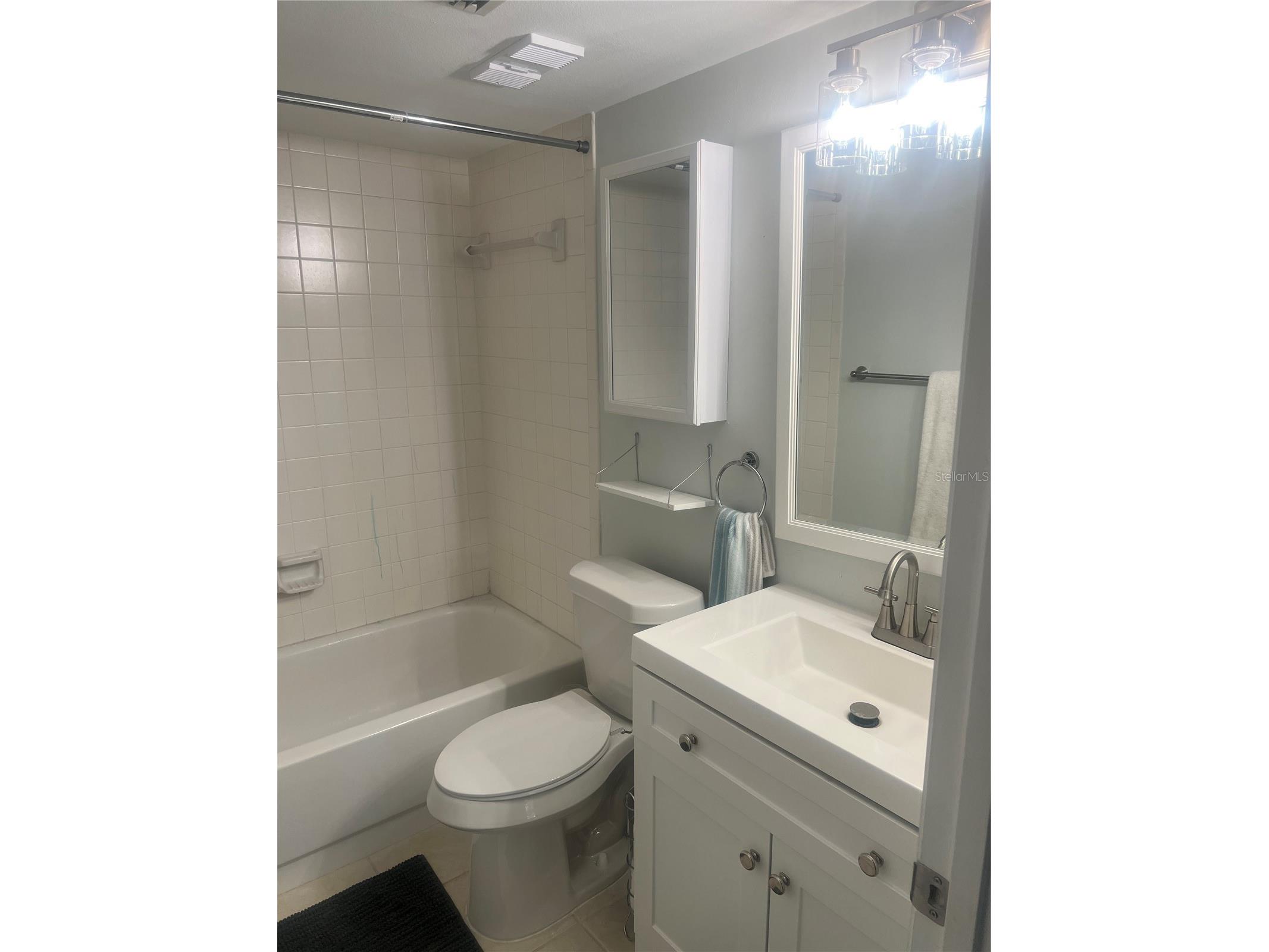 3215 Beneva Road #204 Sarasota FL 34232 A4689750 image15