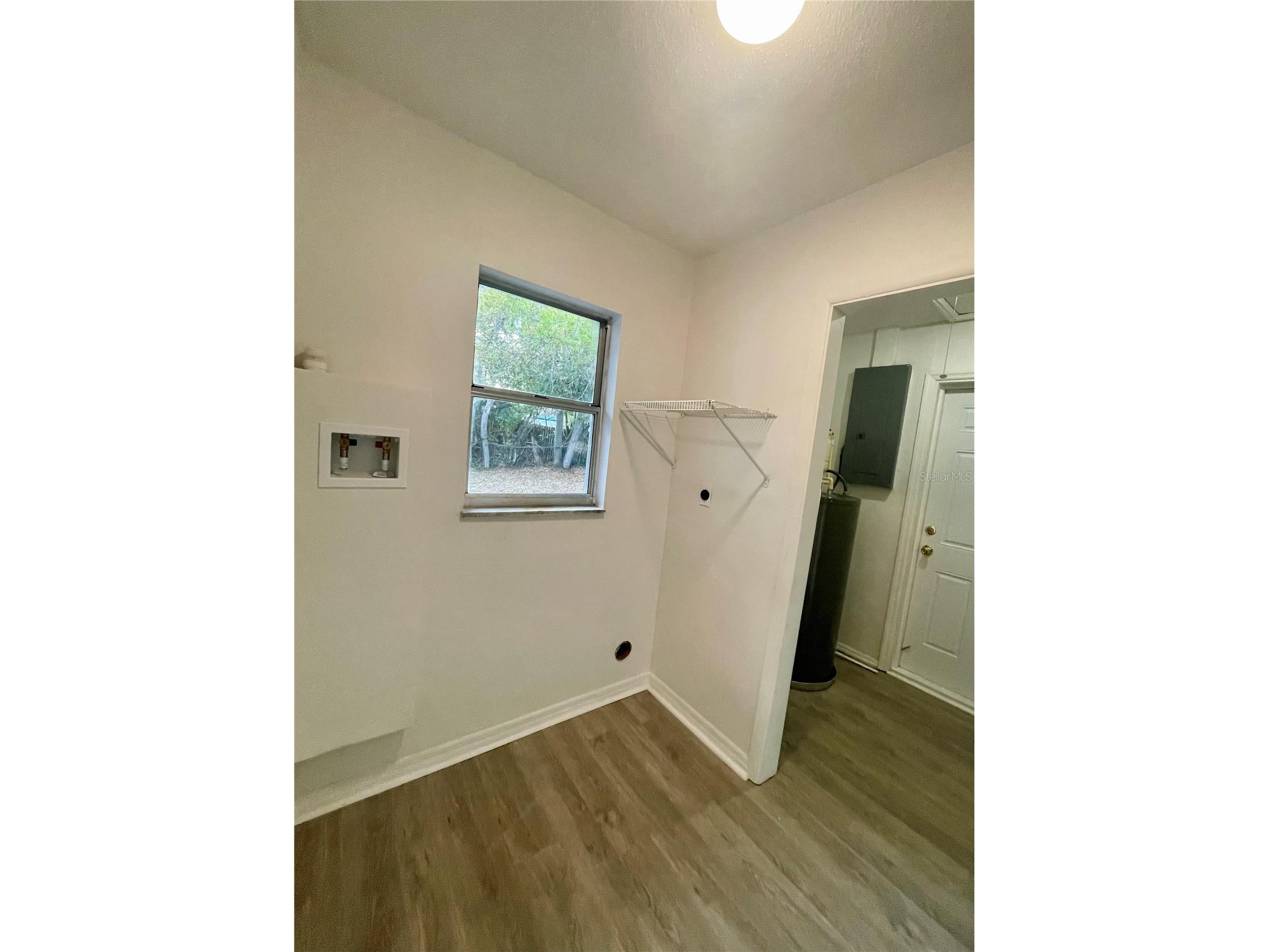 3215 Bunche Street Sarasota FL 34234 A4685395 image9