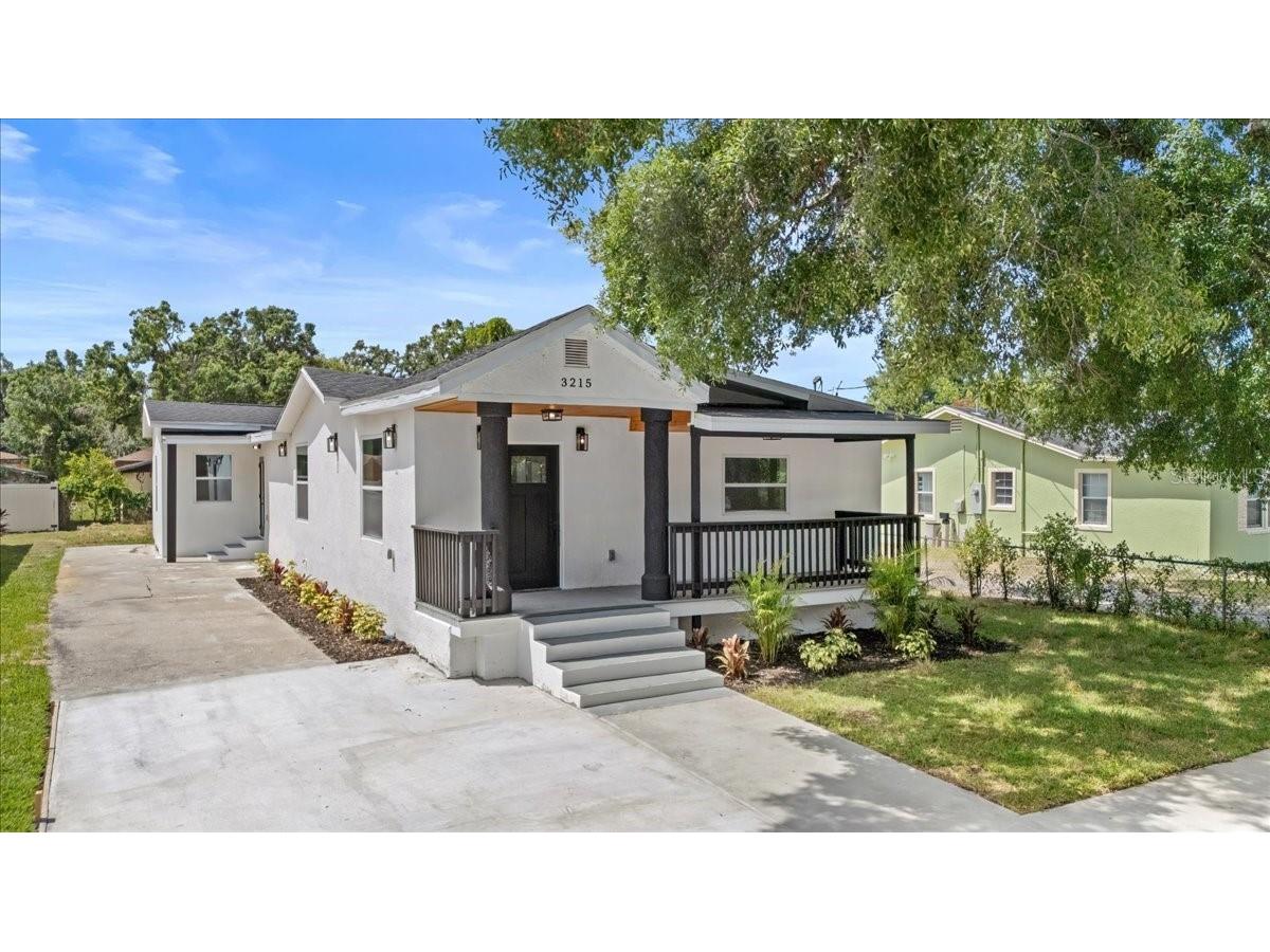 3215 E Powhatan Avenue Tampa FL 33610 TB8382518 image1
