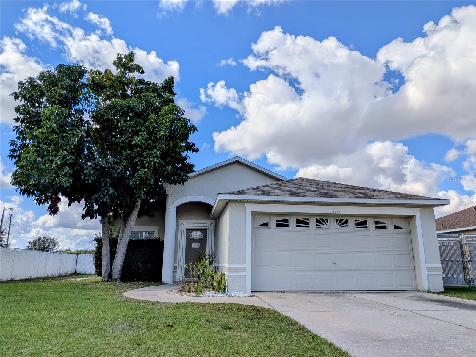 3215 Grand Pines Drive Lakeland FL 33810 L4958496 image1