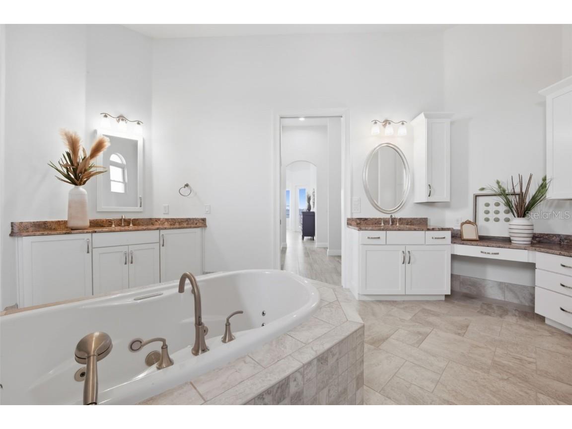 3215 Gulf City Road Ruskin FL 33570 TB8429656 image27