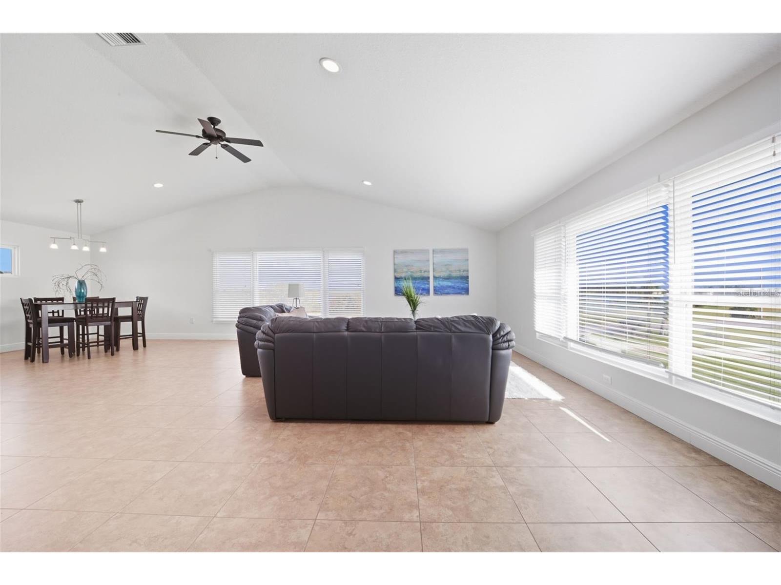 3215 Gulf City Road Ruskin FL 33570 TB8469293 image83