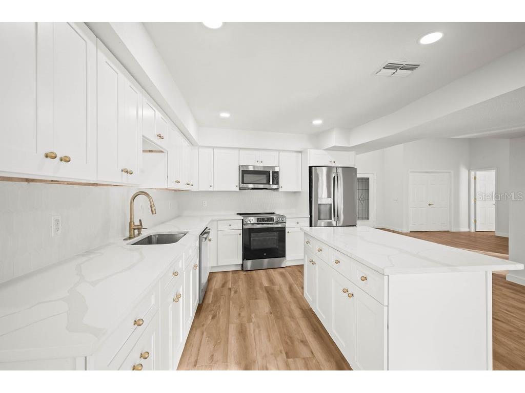 3215 Pine Club Drive Plant City FL 33566 O6370880 image14