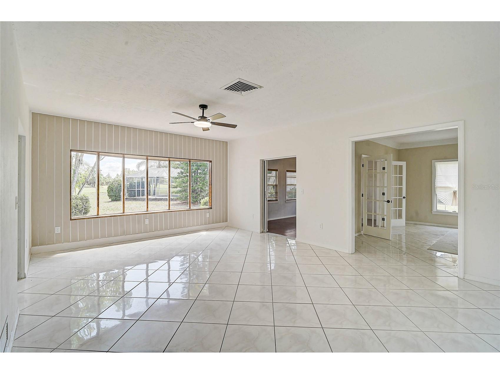 3215 Pine Valley Drive Sarasota FL 34239 A4695558 image14
