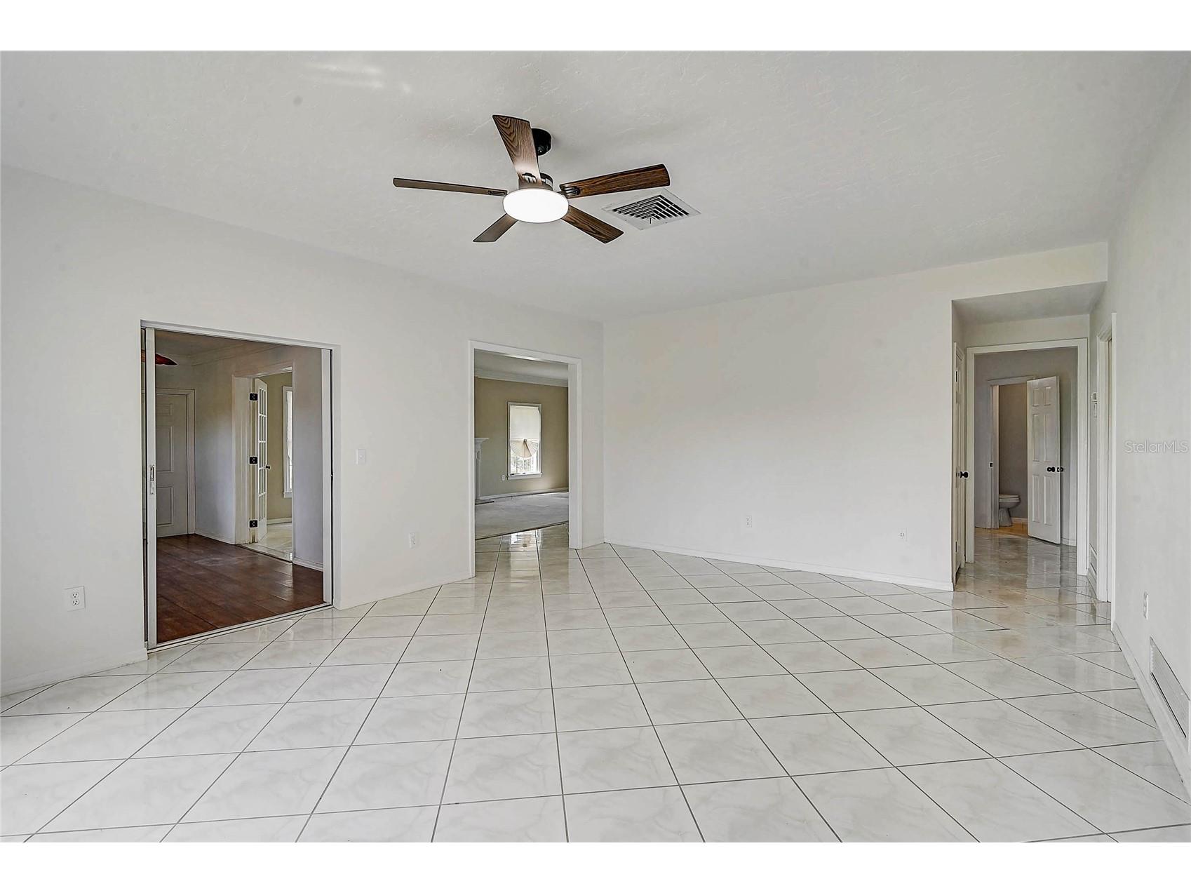 3215 Pine Valley Drive Sarasota FL 34239 A4695558 image15