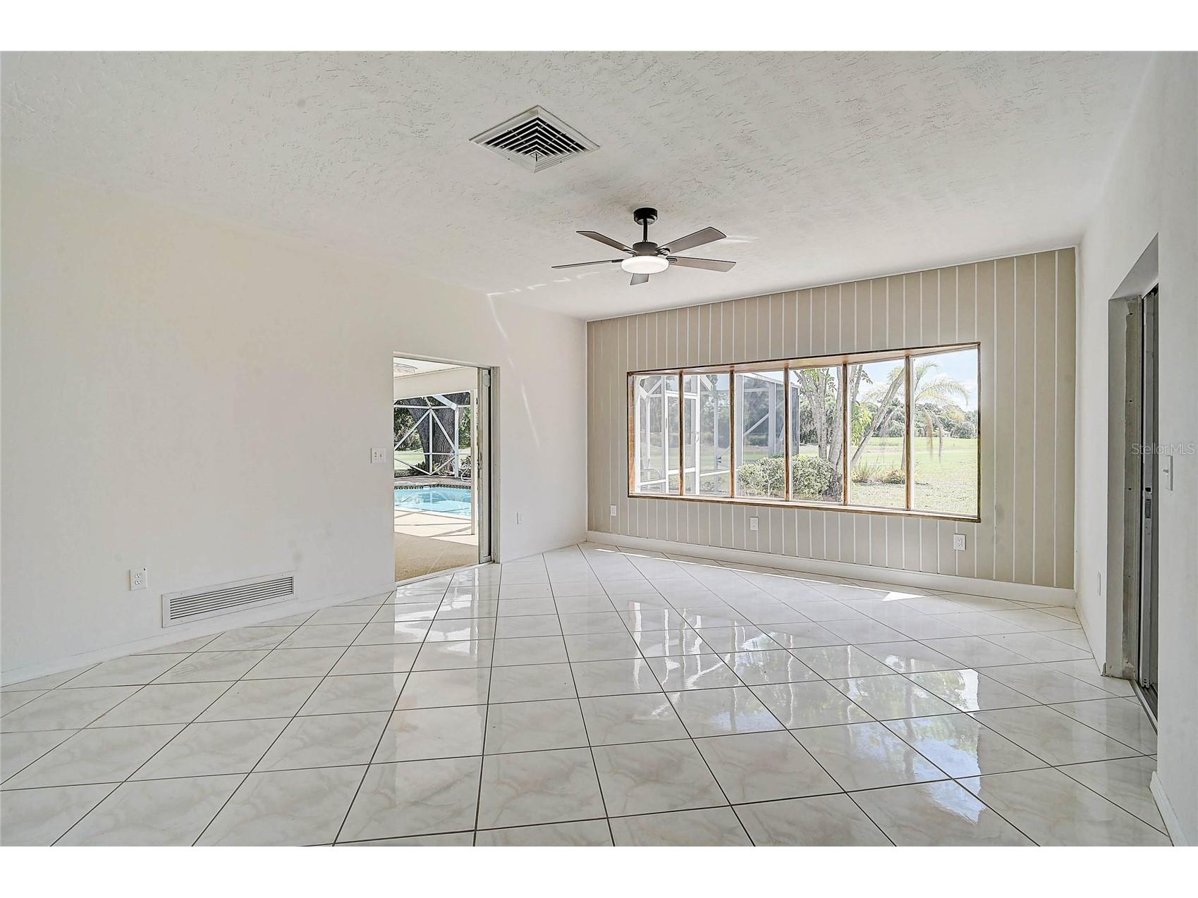 3215 Pine Valley Drive Sarasota FL 34239 A4695558 image17