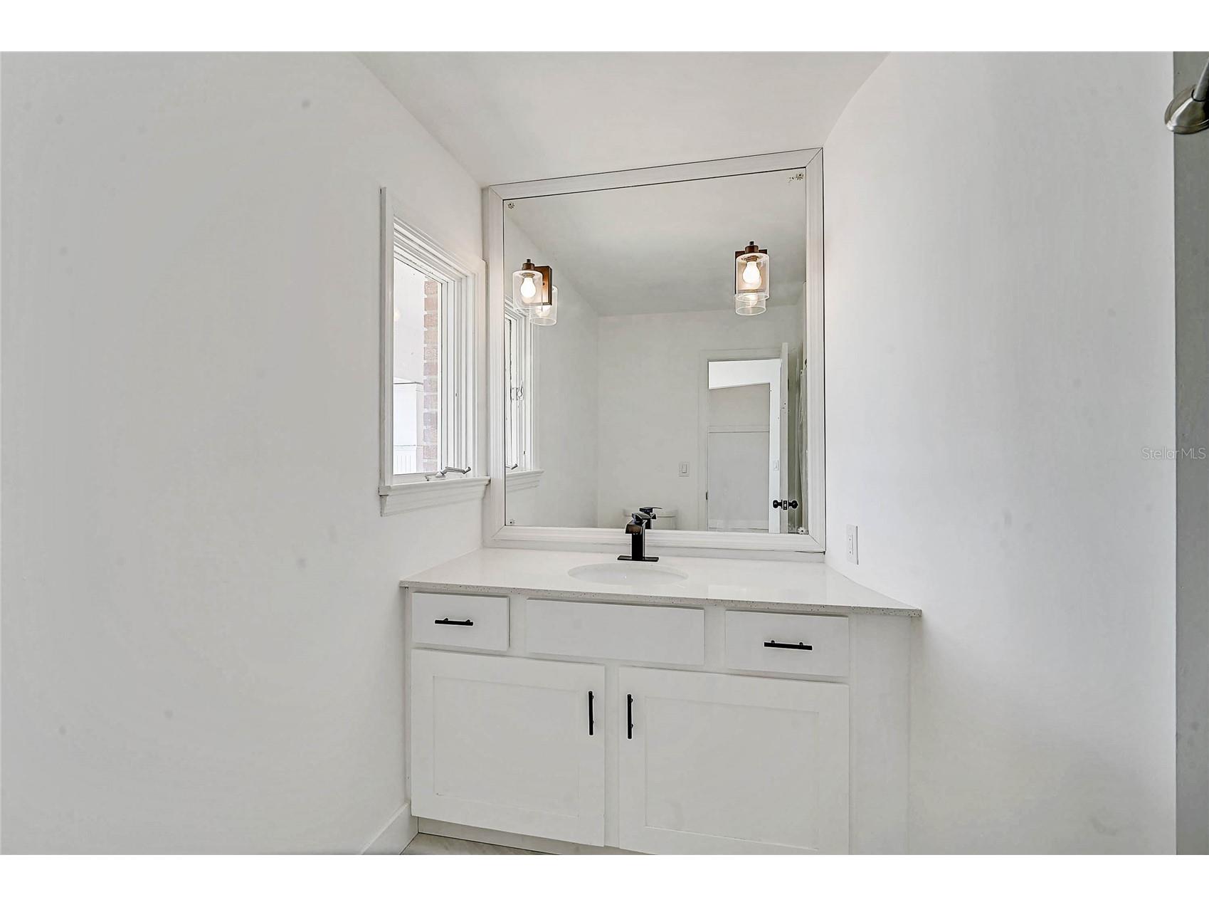 3215 Pine Valley Drive Sarasota FL 34239 A4695558 image37