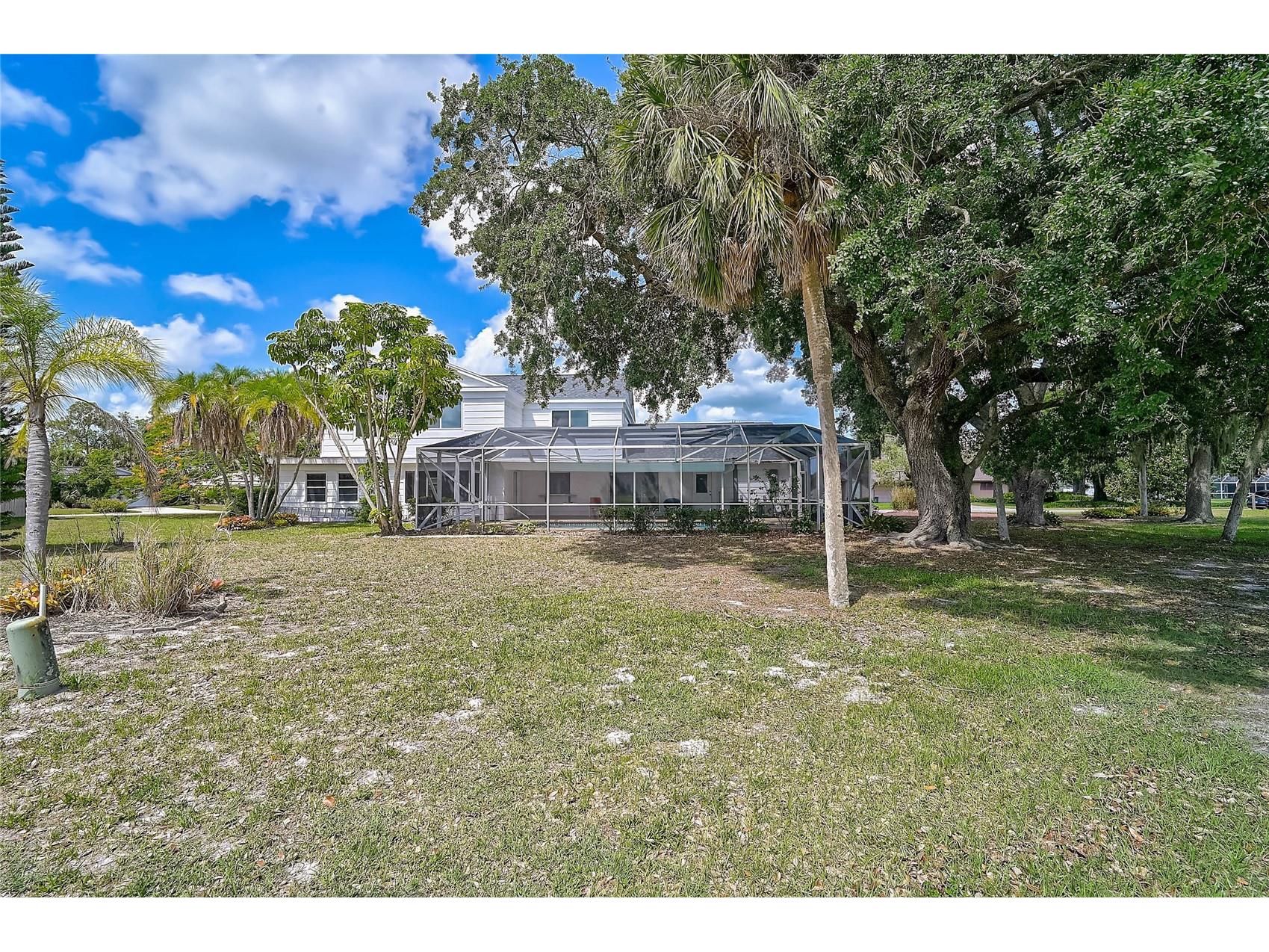 3215 Pine Valley Drive Sarasota FL 34239 A4695558 image49