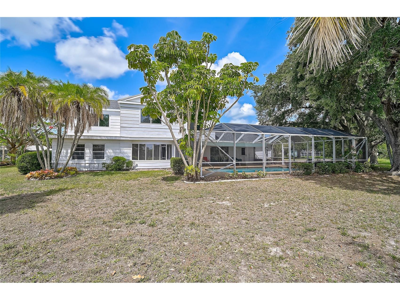 3215 Pine Valley Drive Sarasota FL 34239 A4695558 image50