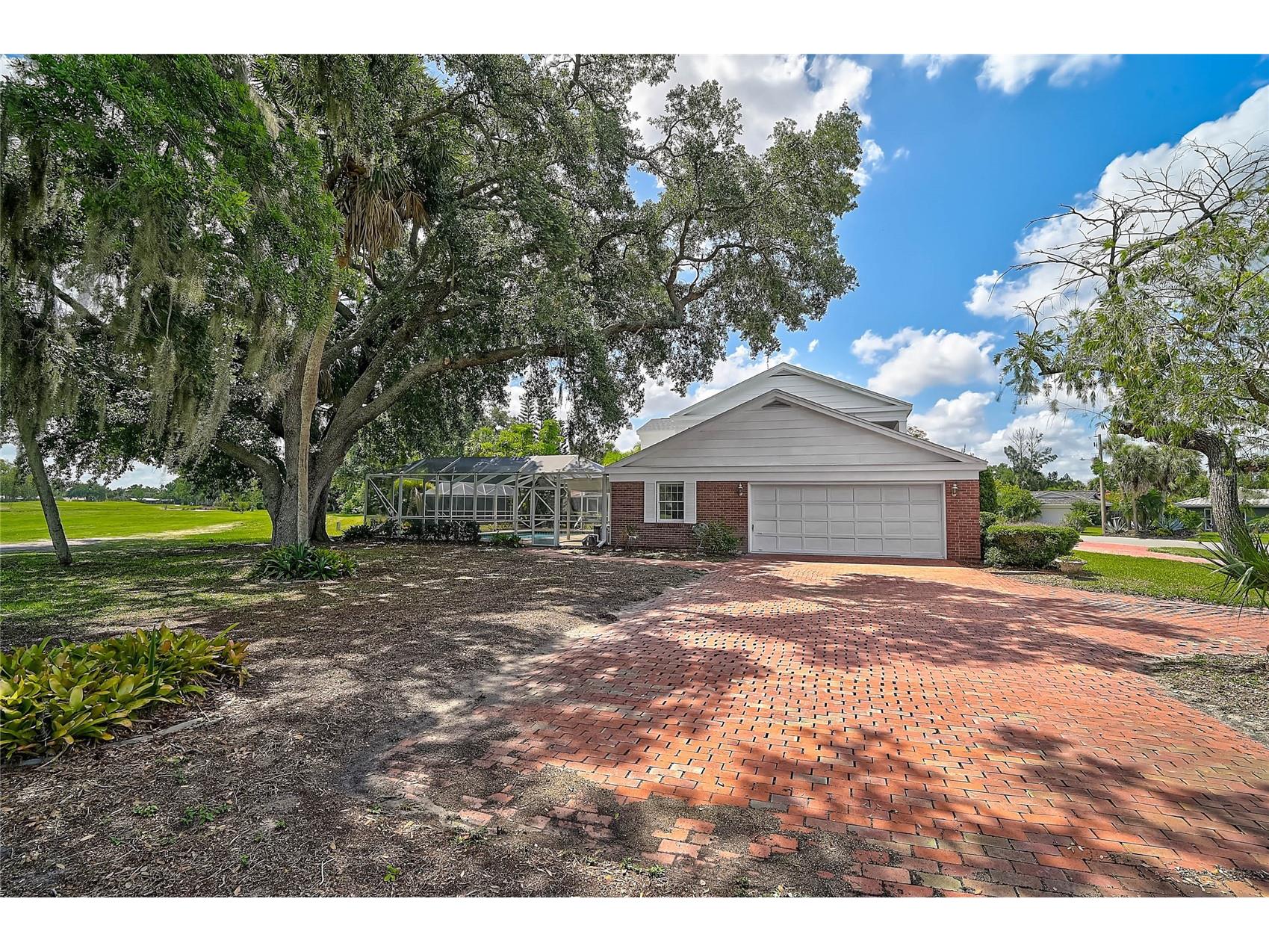 3215 Pine Valley Drive Sarasota FL 34239 A4695558 image52