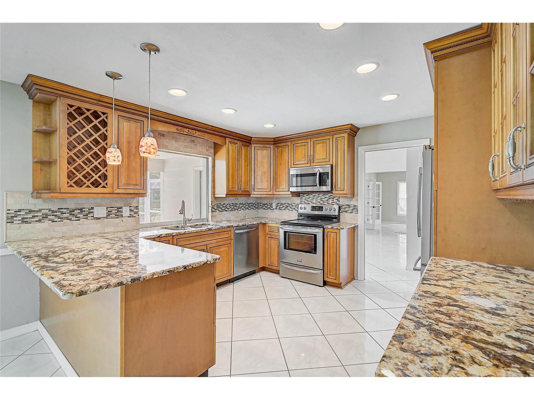 3215 Pine Valley Drive Sarasota FL 34239 A4695558 image6