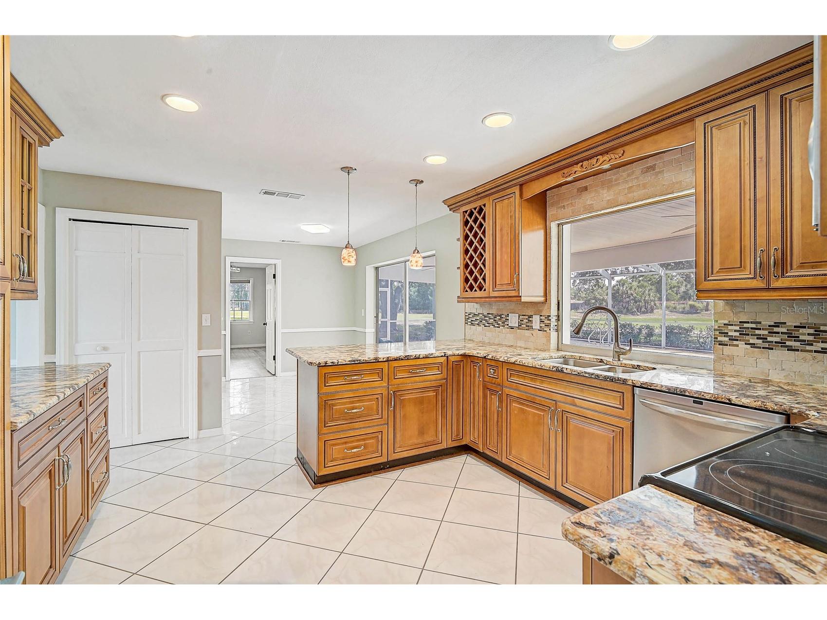 3215 Pine Valley Drive Sarasota FL 34239 A4695558 image7