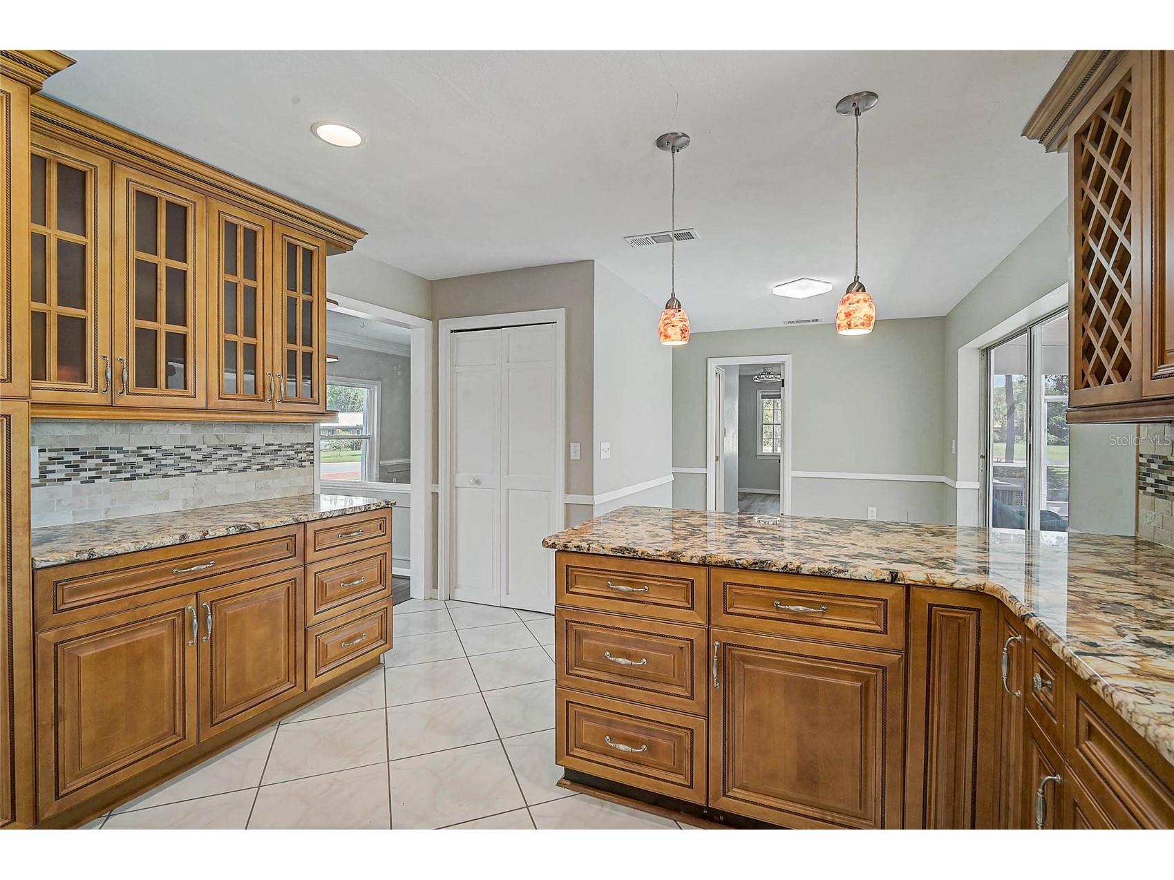 3215 Pine Valley Drive Sarasota FL 34239 A4695558 image8