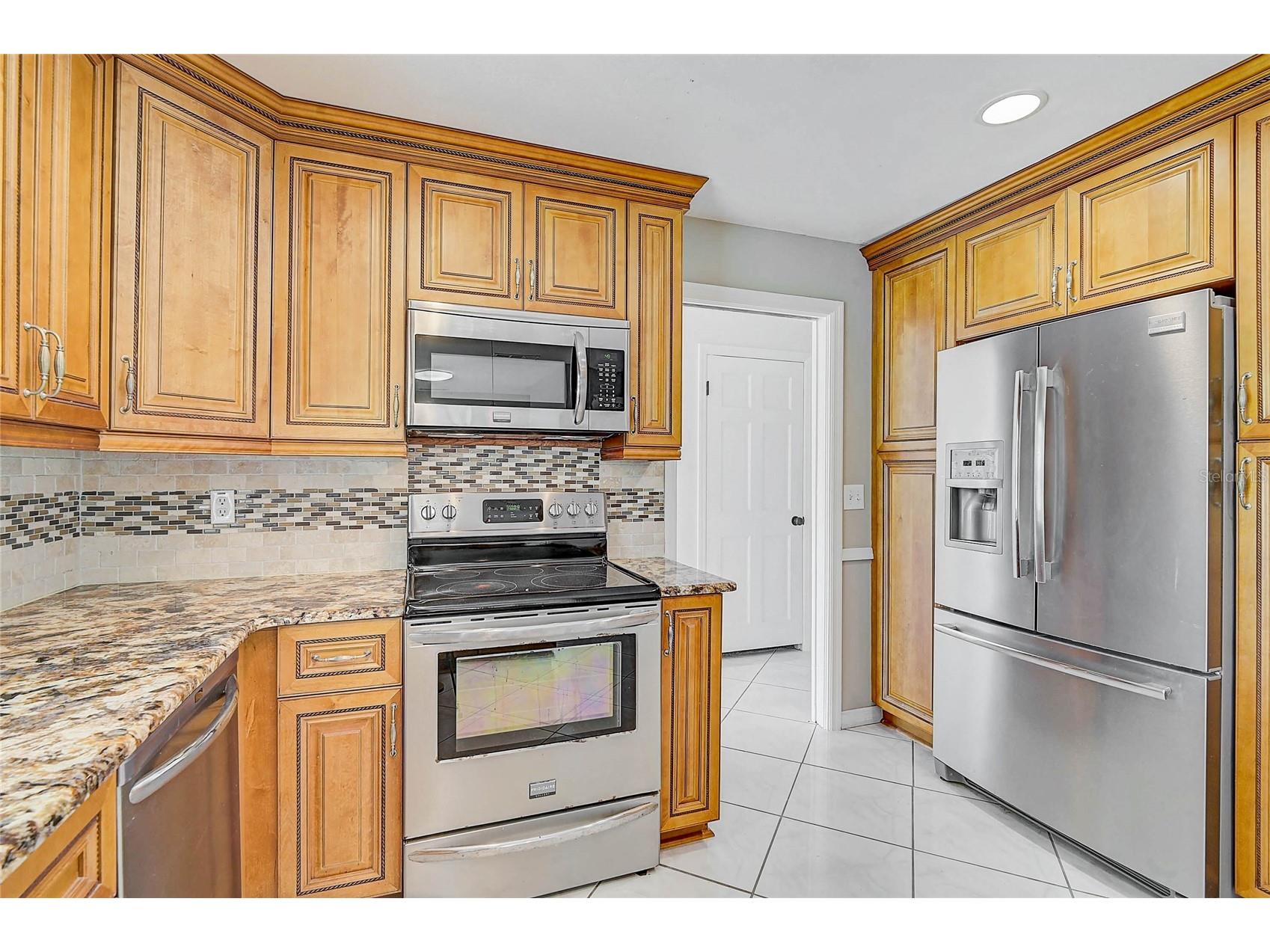 3215 Pine Valley Drive Sarasota FL 34239 A4695558 image9
