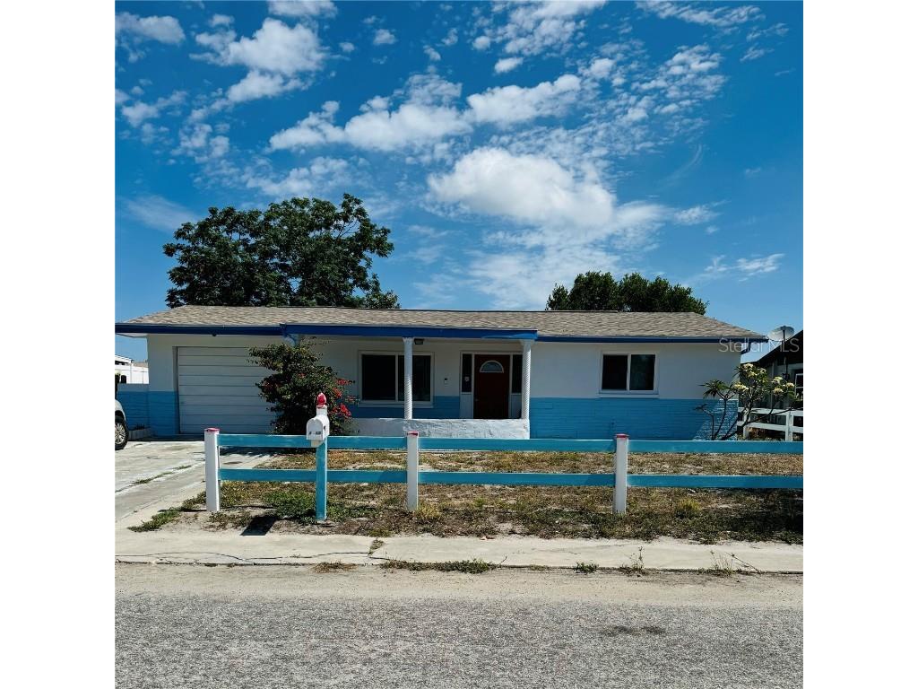 3215 Wellington Drive Holiday FL 34691 U8243803 image1