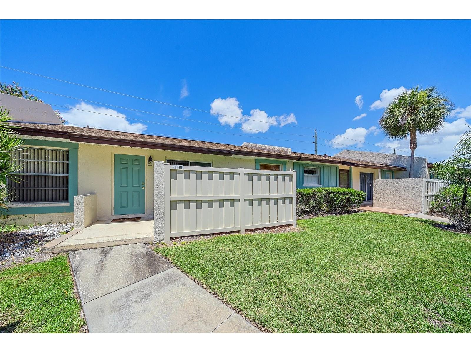 3216 42nd Street W #3216 Bradenton FL 34205 A4617440 image1
