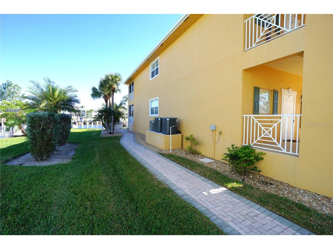 3216 Purple Martin Drive #123 Punta Gorda FL 33950 C7515065 image7