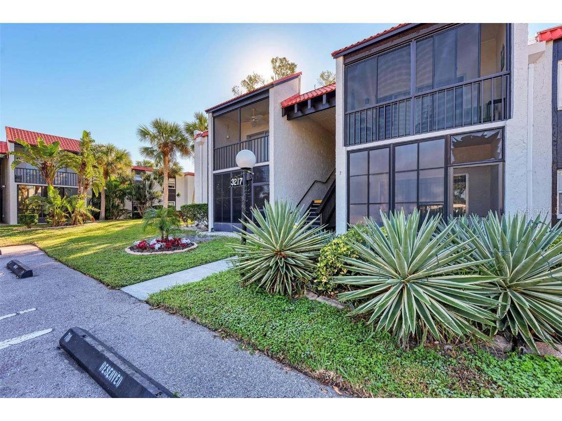 3217 Beneva Road #102 Sarasota FL 34232 A4626833 image1