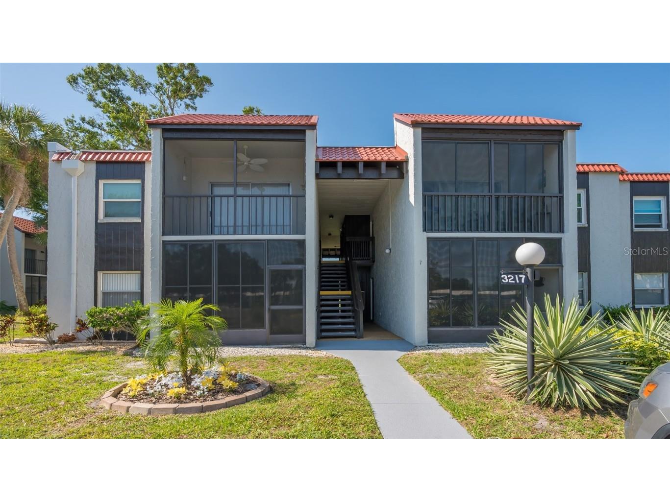 3217 Beneva Road #103 Sarasota FL 34232 A4569152 image1