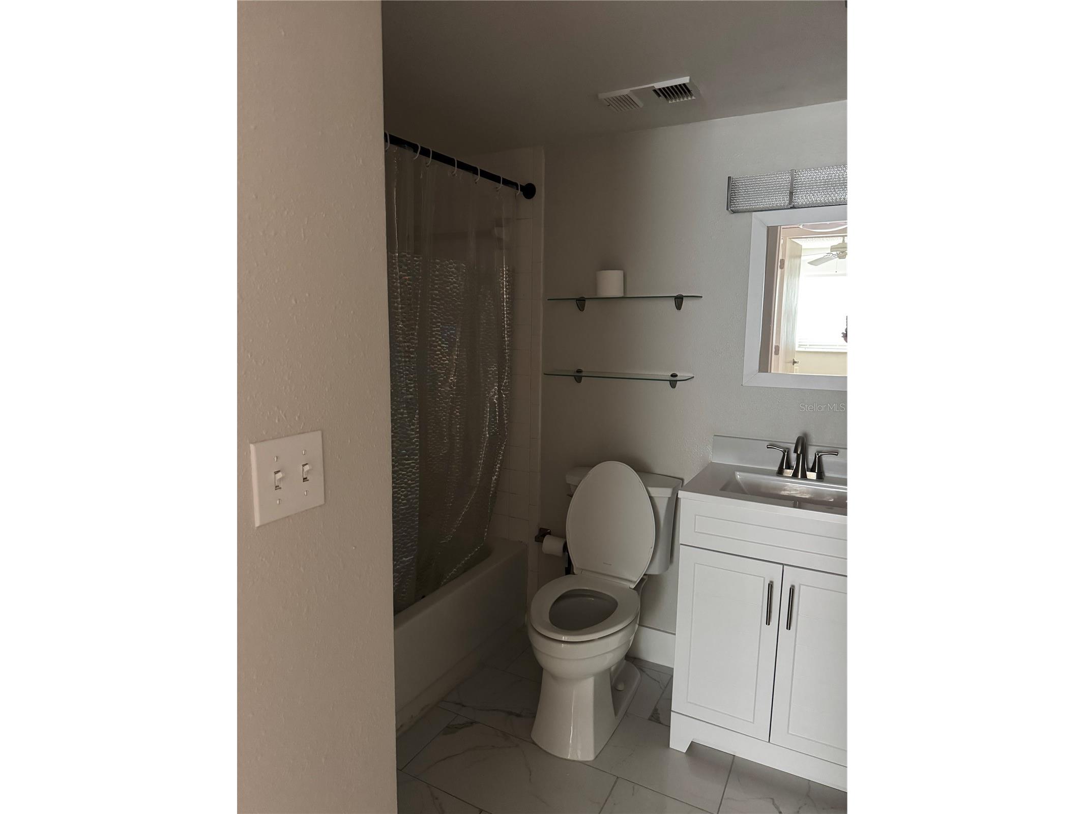 3217 Beneva Road #202 Sarasota FL 34232 A4699135 image6