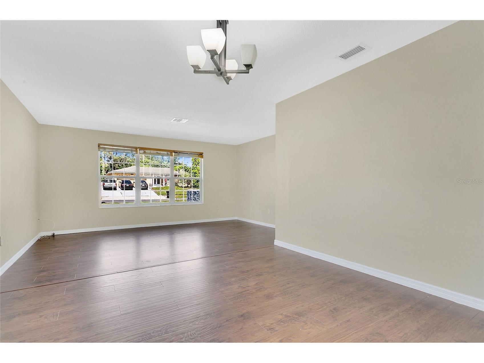 3217 Castle Oak Avenue Orlando FL 32808 O6374268 image10