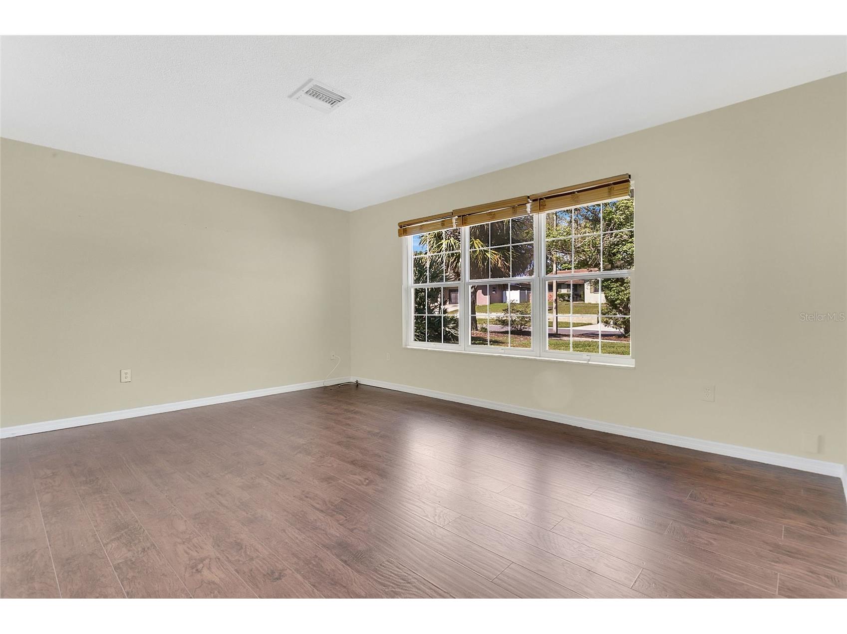 3217 Castle Oak Avenue Orlando FL 32808 O6374268 image11