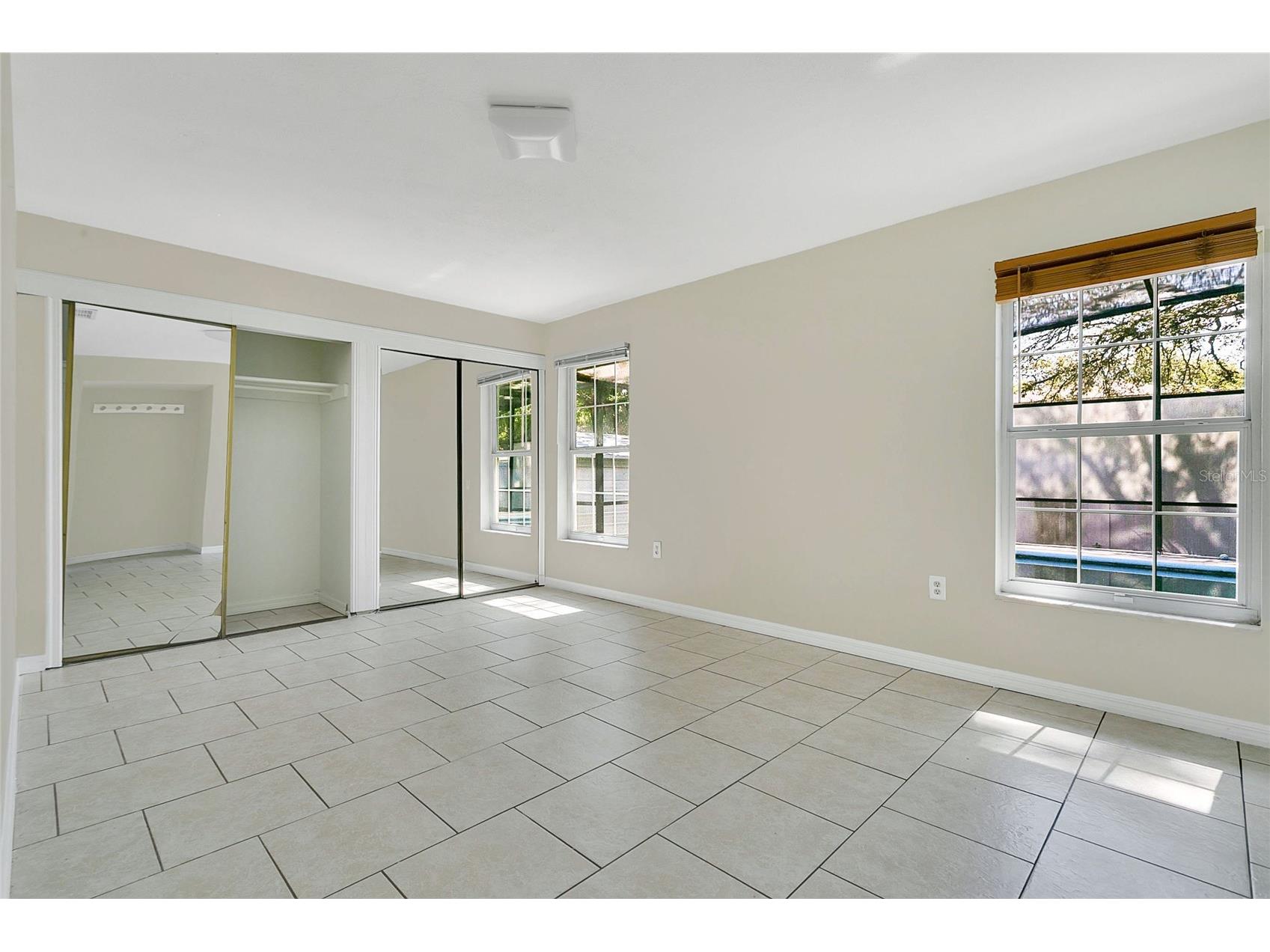 3217 Castle Oak Avenue Orlando FL 32808 O6374268 image14