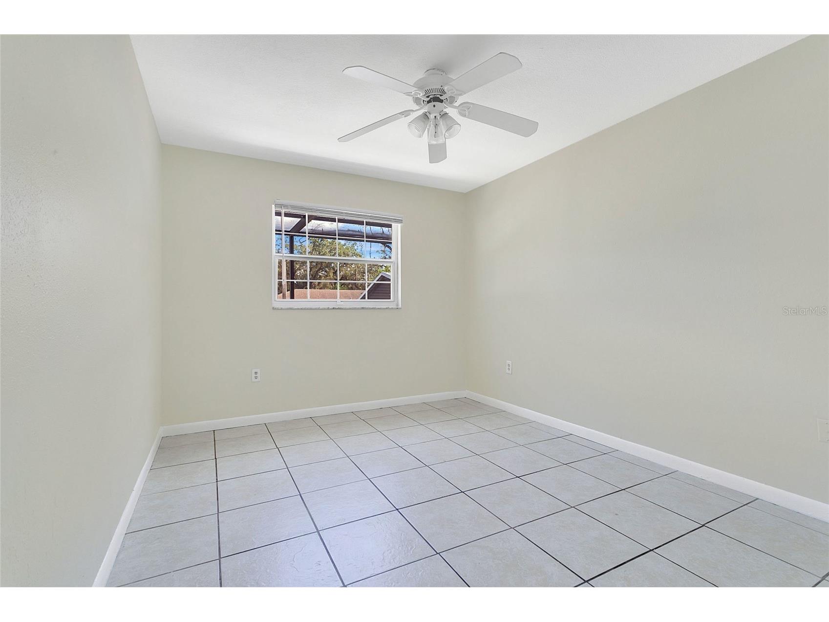 3217 Castle Oak Avenue Orlando FL 32808 O6374268 image16