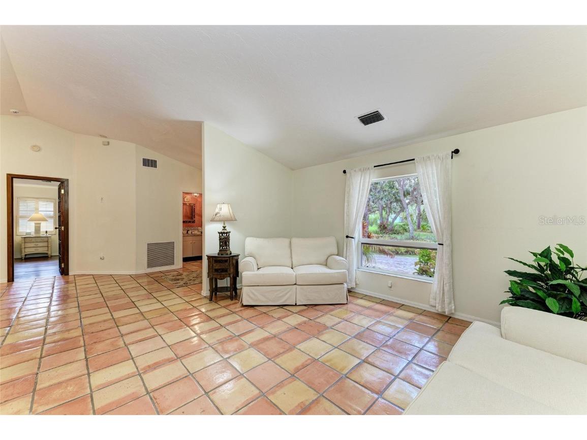 3217 Oak Grove Drive Sarasota FL 34243 A4656185 image16