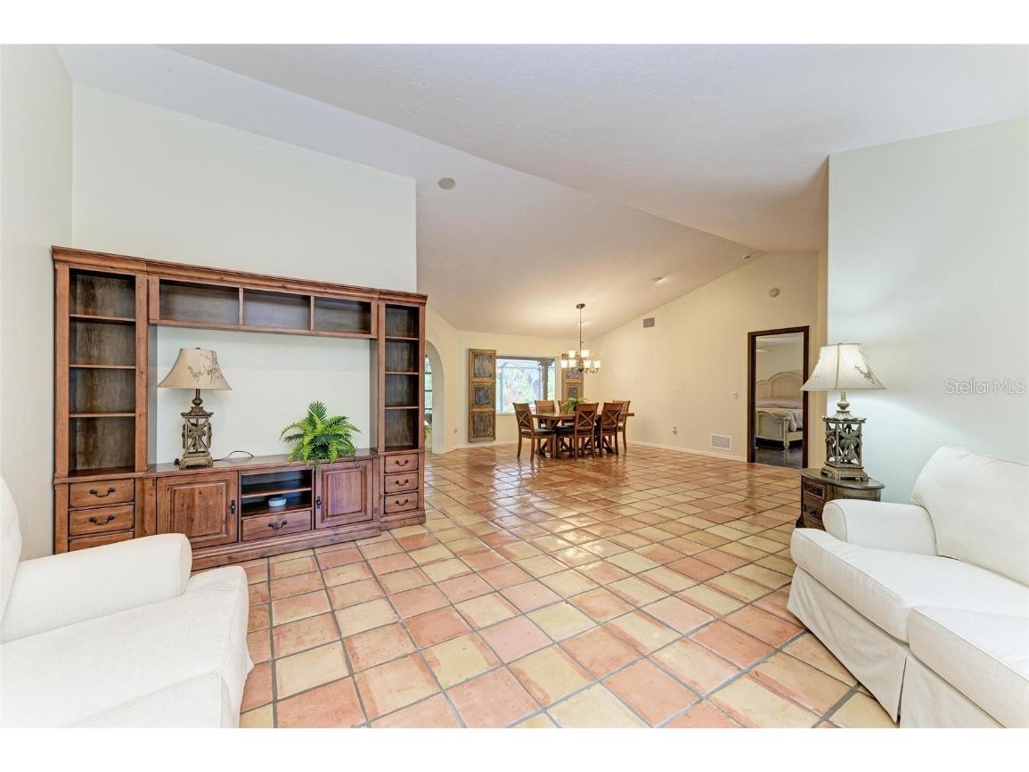 3217 Oak Grove Drive Sarasota FL 34243 A4656185 image17