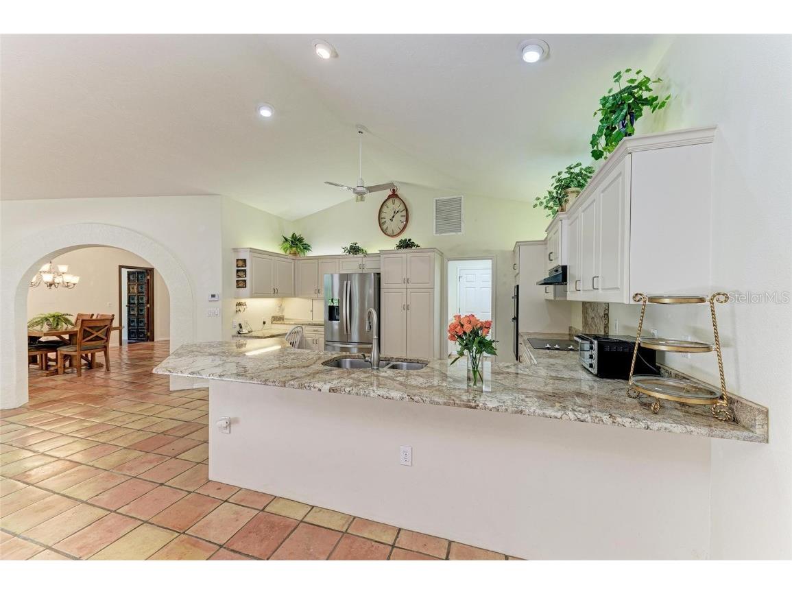 3217 Oak Grove Drive Sarasota FL 34243 A4656185 image19