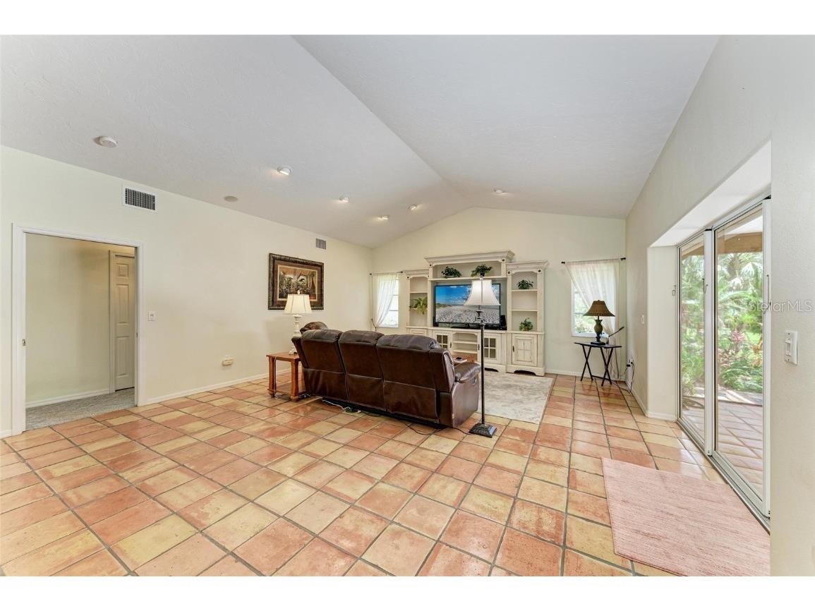 3217 Oak Grove Drive Sarasota FL 34243 A4656185 image26