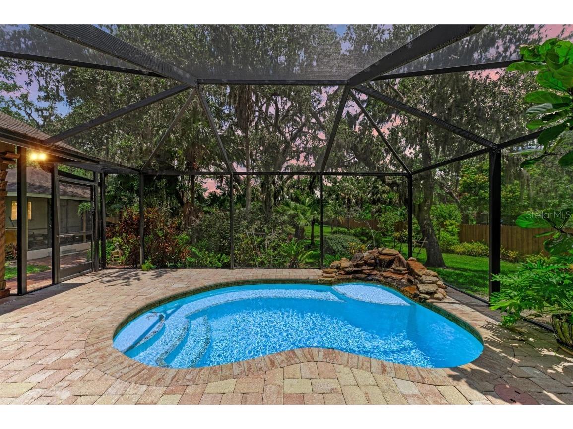 3217 Oak Grove Drive Sarasota FL 34243 A4656185 image47
