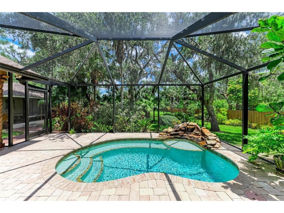 3217 Oak Grove Drive Sarasota FL 34243 A4656185 image52