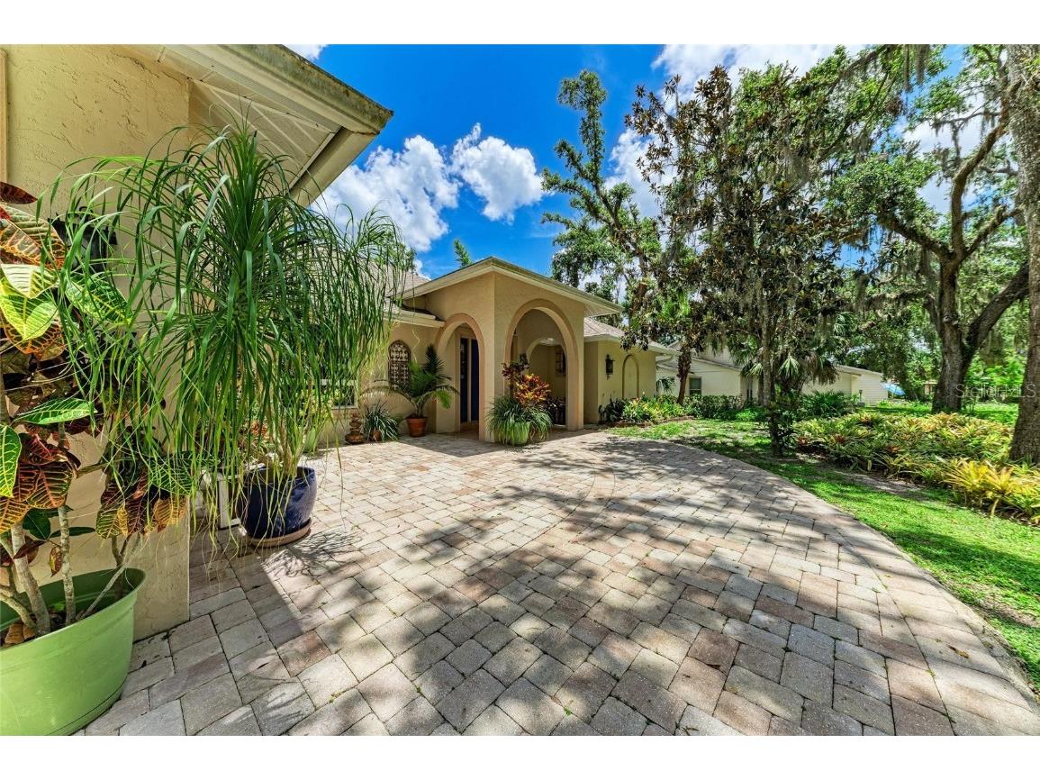 3217 Oak Grove Drive Sarasota FL 34243 A4656185 image7