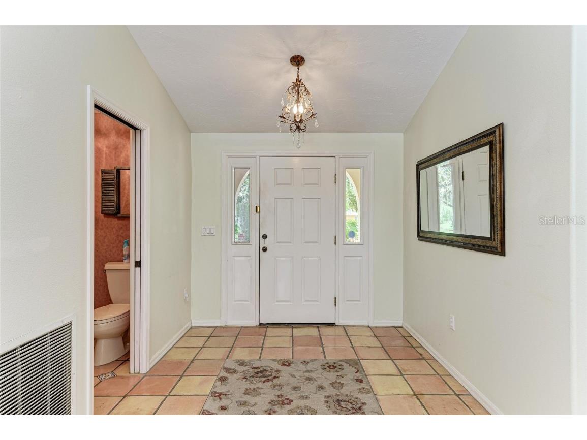 3217 Oak Grove Drive Sarasota FL 34243 A4656185 image9