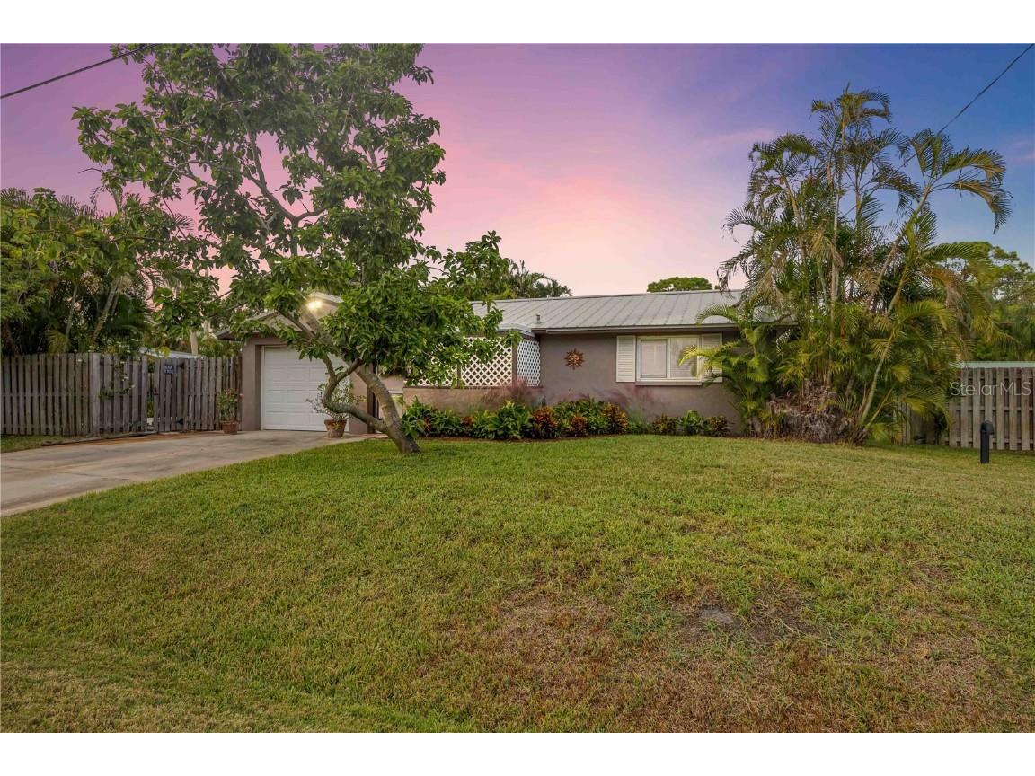 3217 Restful Lane Sarasota FL 34231 A4587730 image1