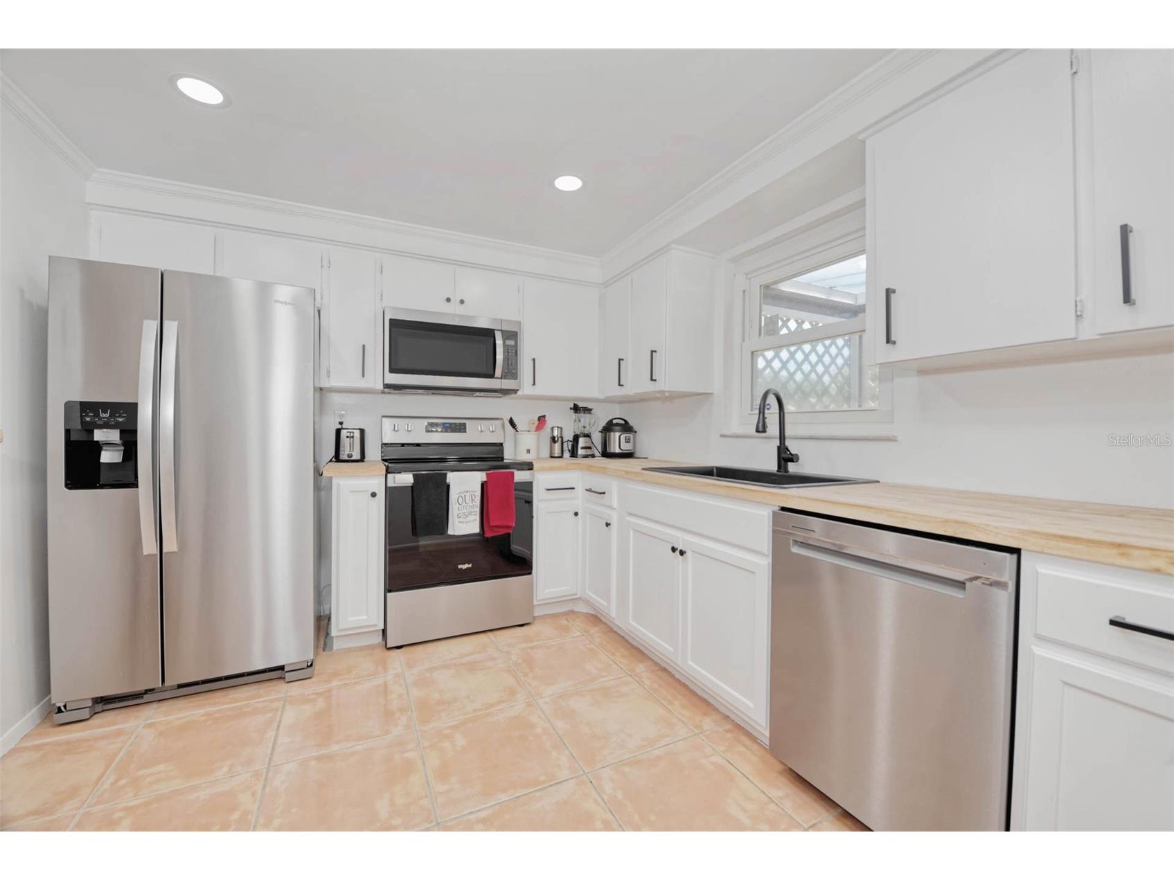 3217 Restful Lane Sarasota FL 34231 A4697554 image13